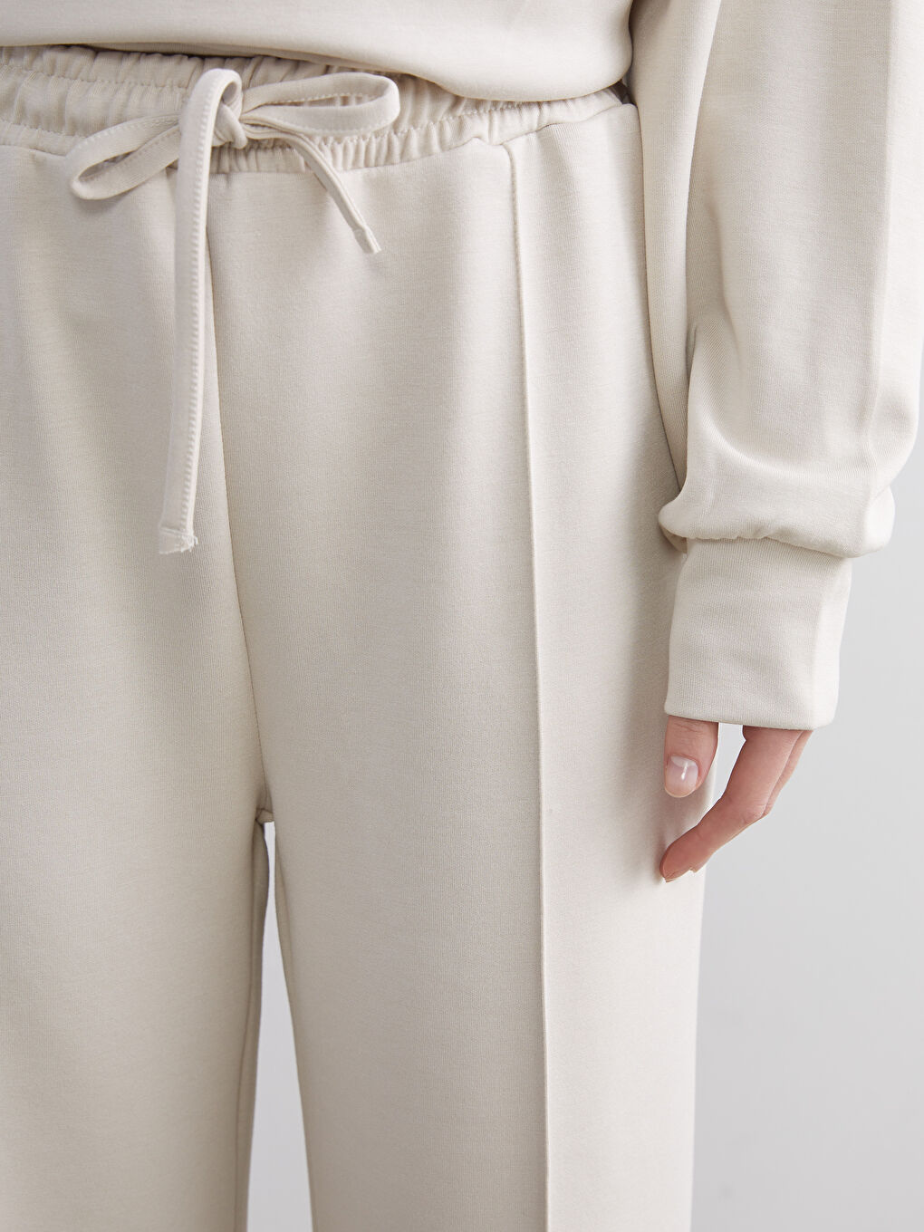 Bej Beli Lastikli Kadın Eşofman Altı-2