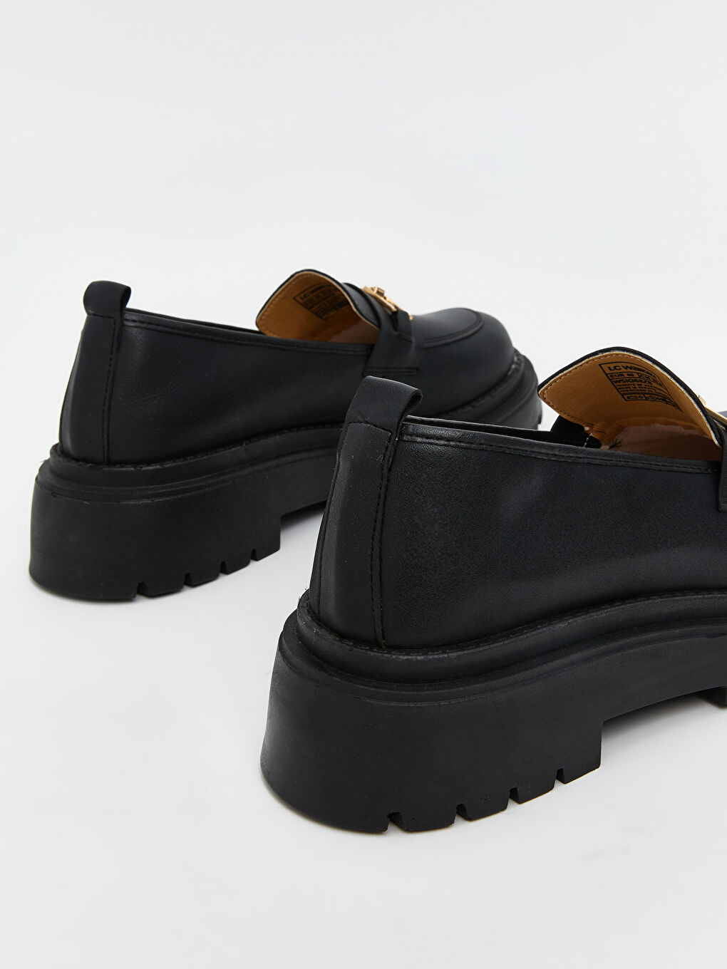 Siyah Deri Görünümlü Kadın Loafer Ayakkabı-4