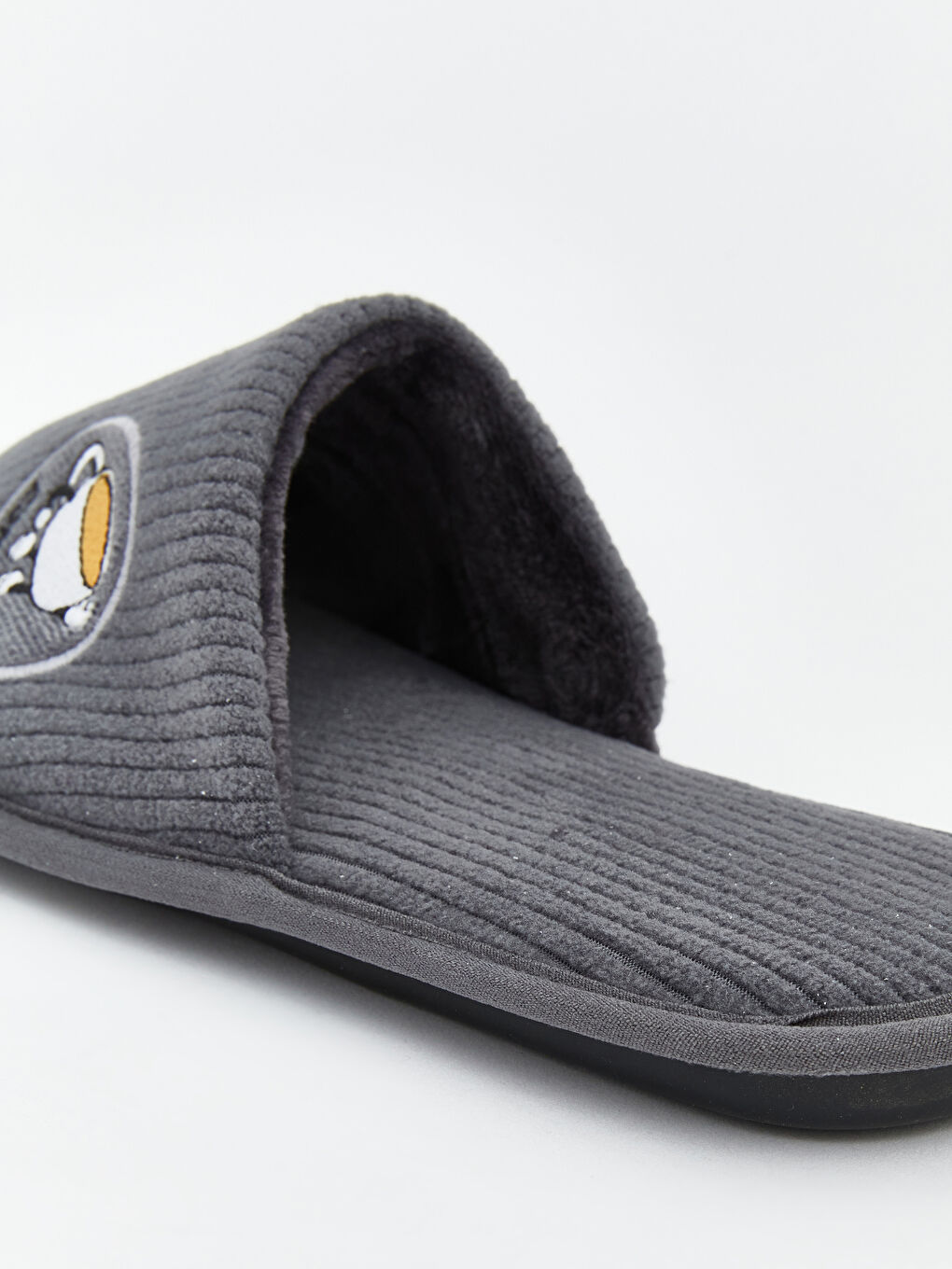 Men's Espresso Print Slippers: Step into comfort with a touch of style.-3
