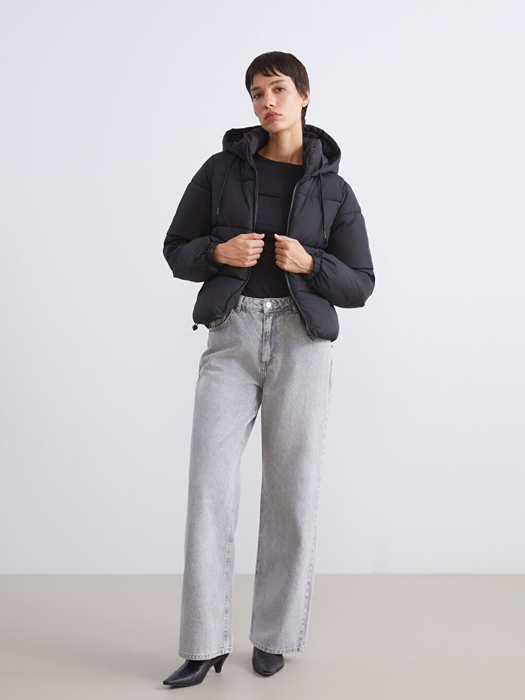 Hooded Women's Puffer Coat-1