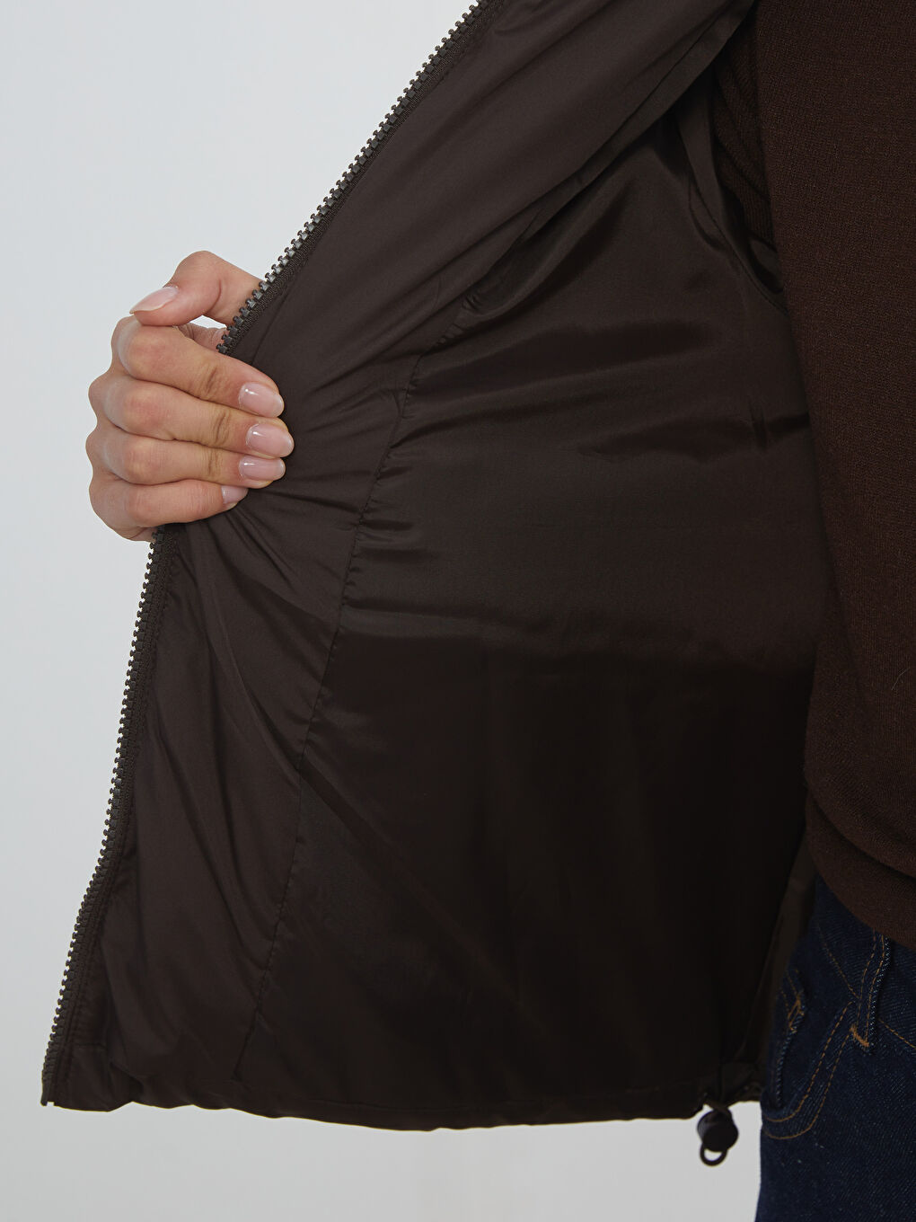 Kahverengi Kapüşonlu Kadın Şişme Mont-3