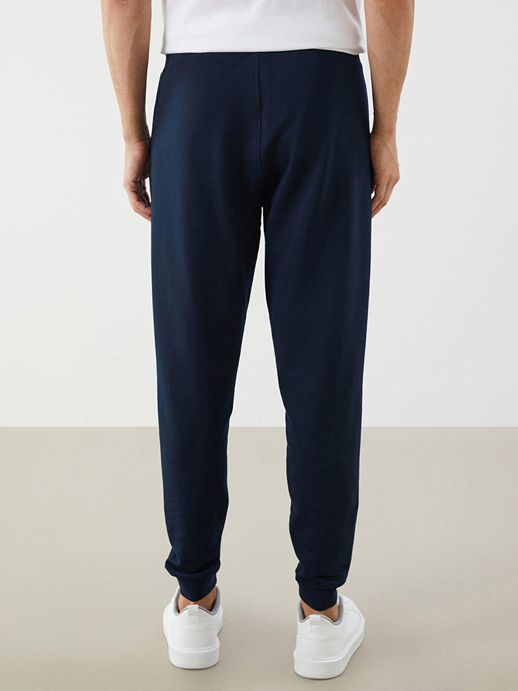 Мужские спортивные джоггеры стандартного кроя-10