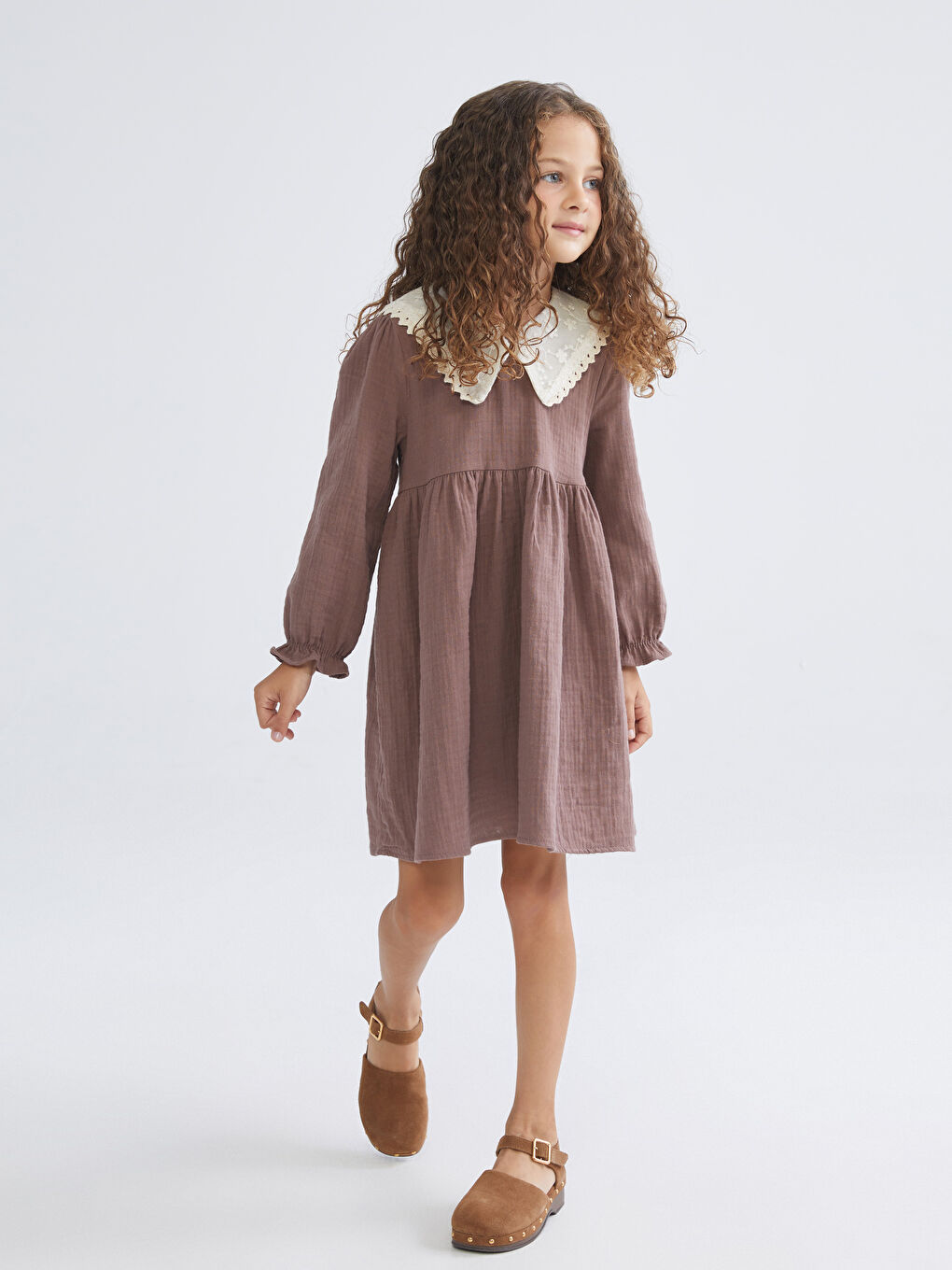 Peter Pan Collar Girl’S Muslin Dress