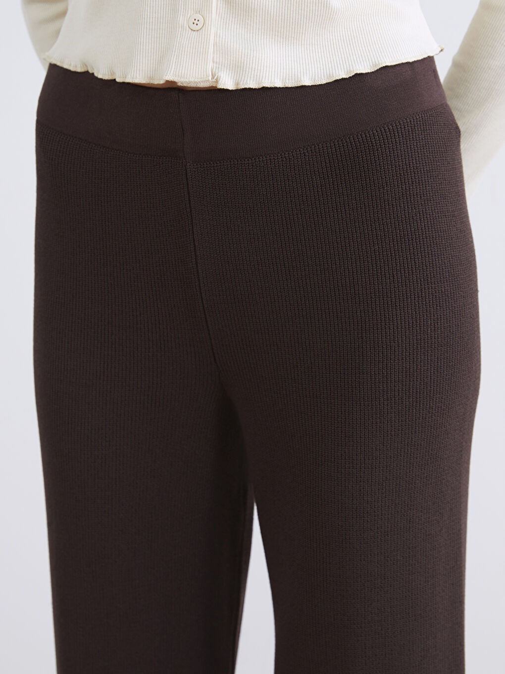 Kahverengi Beli Lastikli Geniş Paça Kadın Triko Pantolon-2