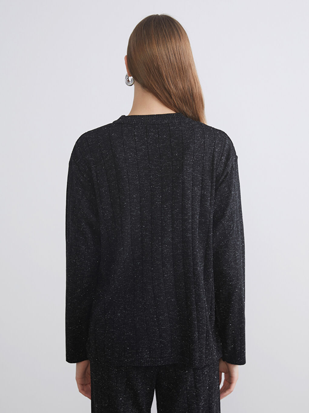 Woman BLACK Sweater-6