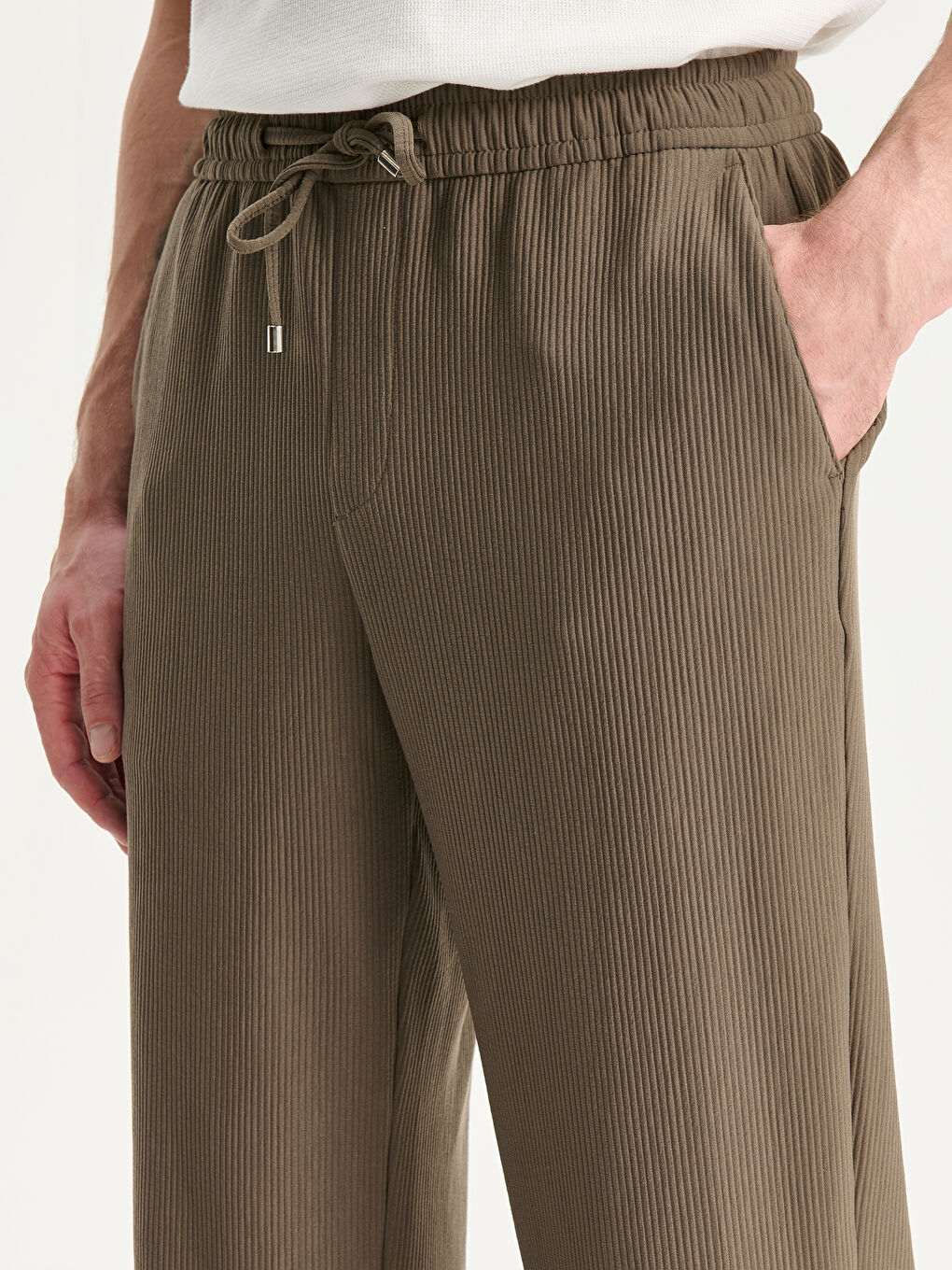 Standard Fit Men's Textured Trousers-2