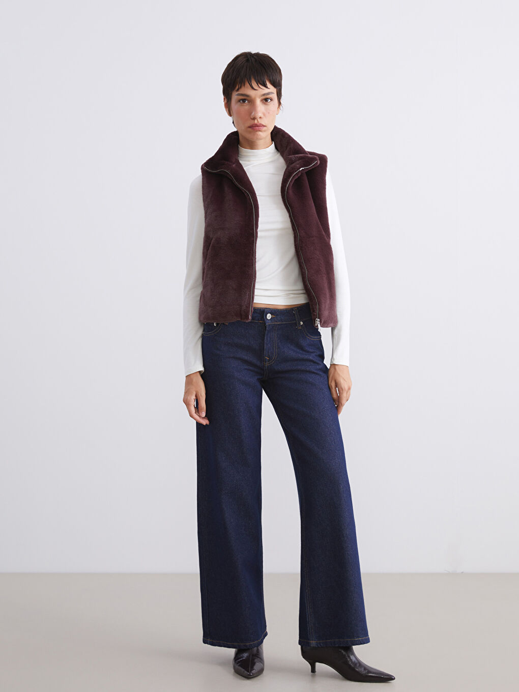 Stand Collar Women's Fur Vest-1