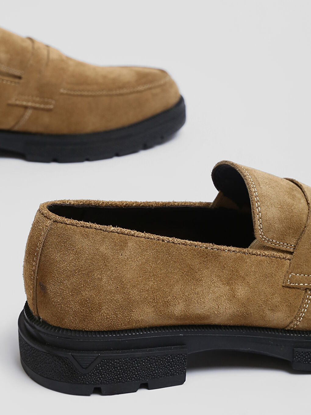 Faux Suede Men's Loafer Shoes-3