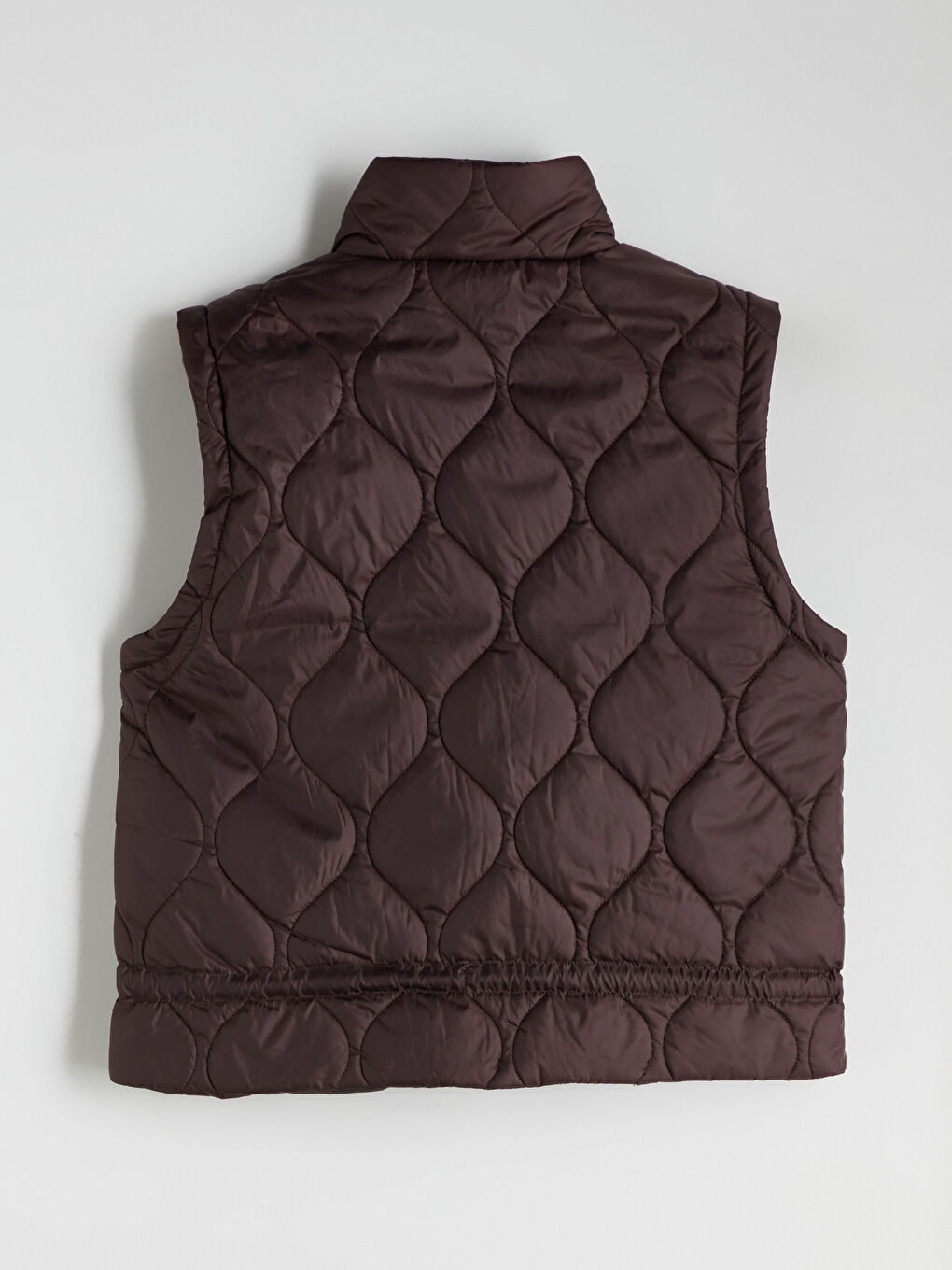 Kahverengi Dik Yaka Kapitone Oversize Kadın Şişme Yelek-7