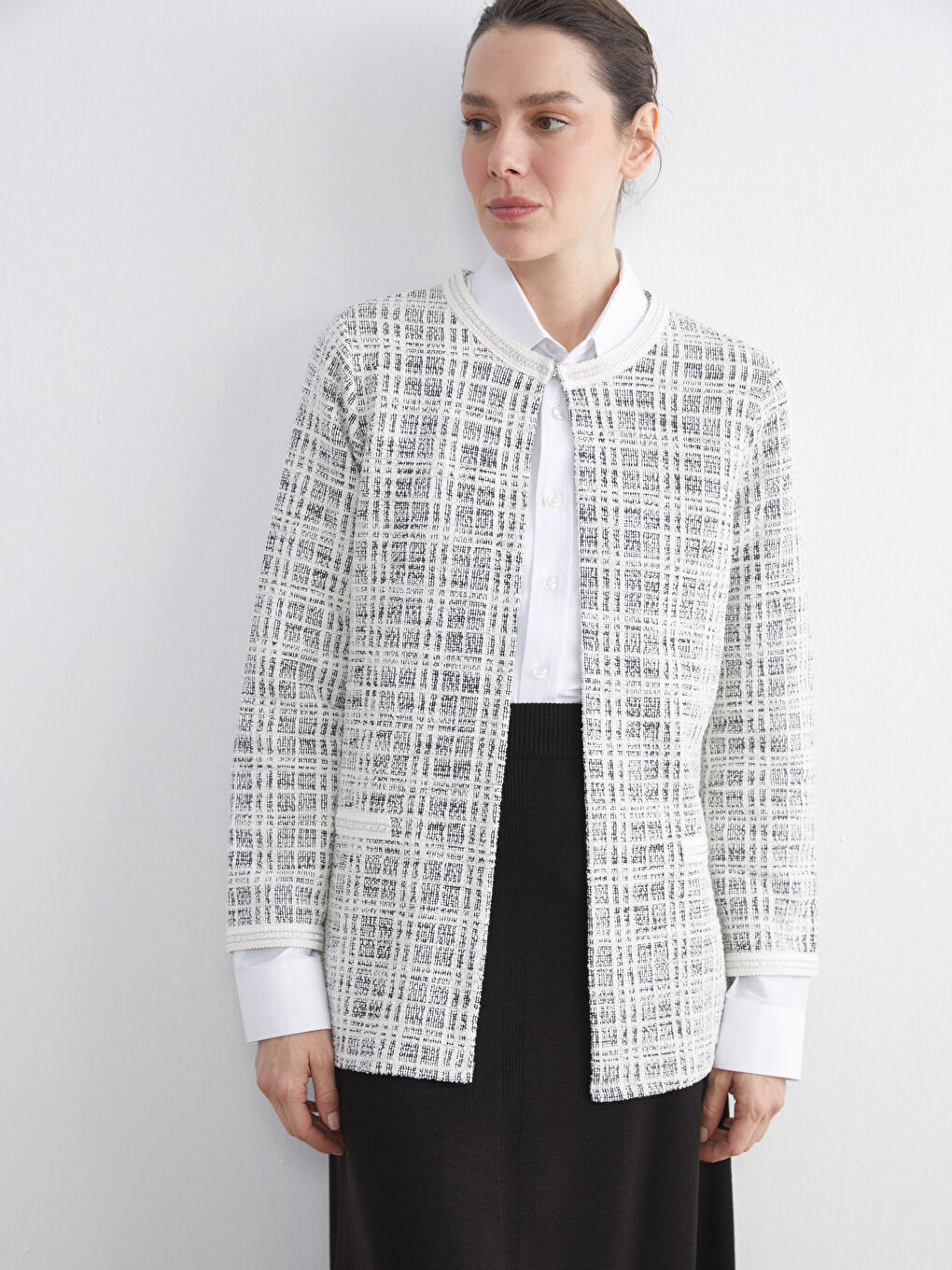 Crew Neck Patterned Women's Cardigan
