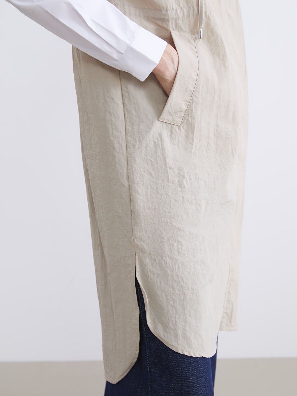 Hooded Poplin Oversize Women's Waistcoat-3