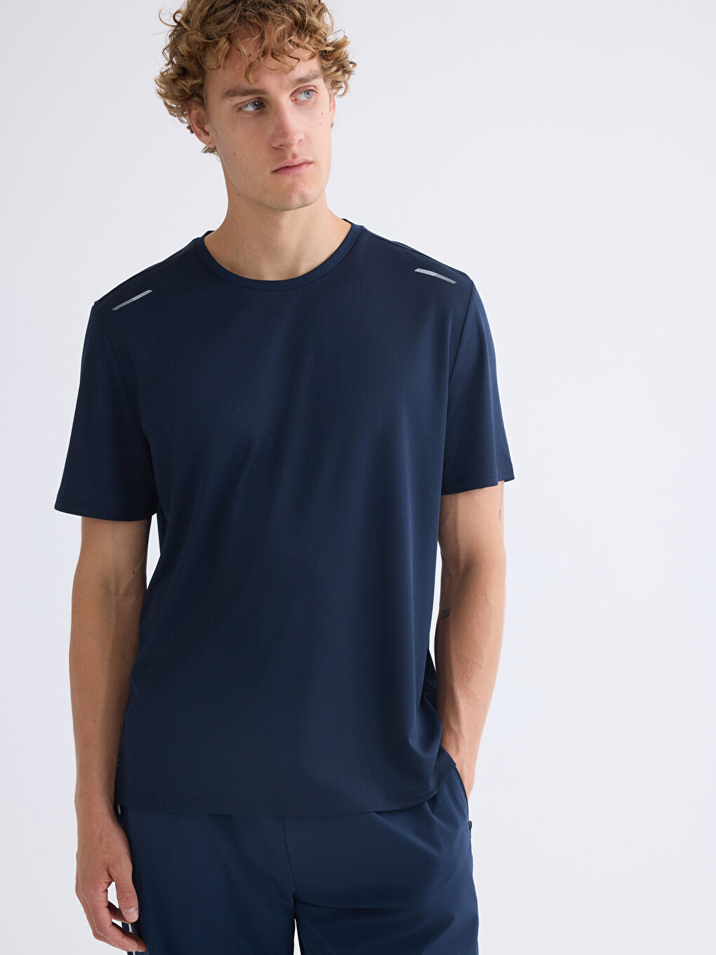 Rundhalsausschnitt Herren T-Shirt