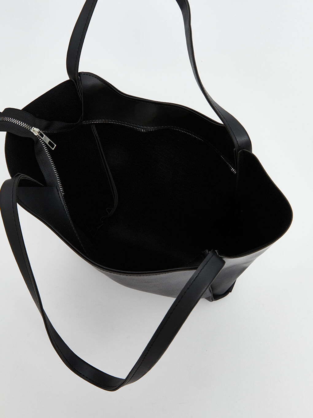 Siyah Deri Görünümlü Kadın Kol Çantası-2