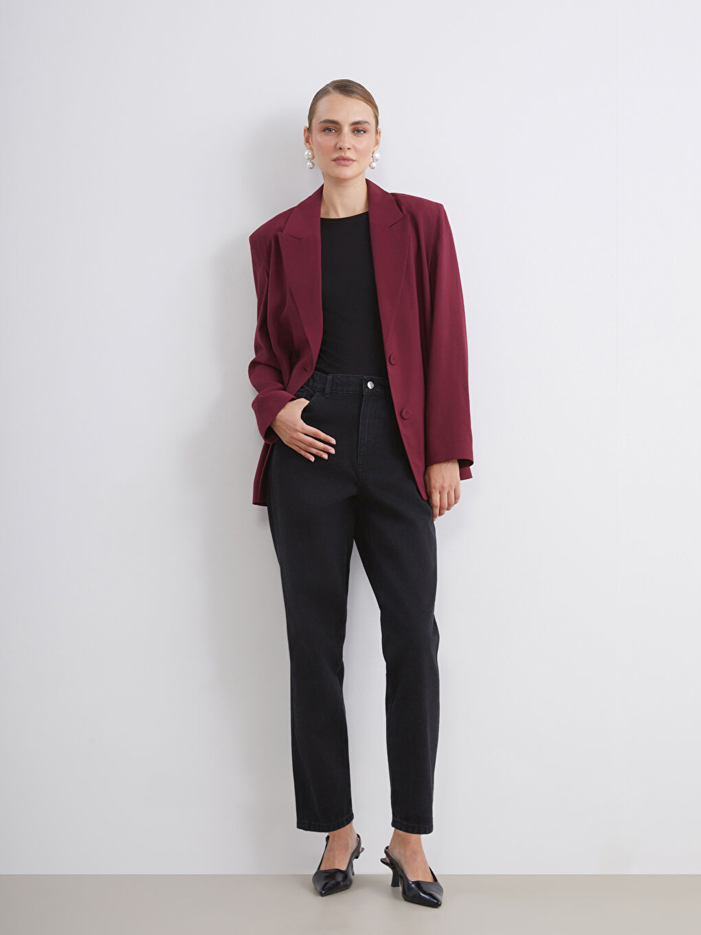 Siyah Mom Fit Kadın Jean Pantolon