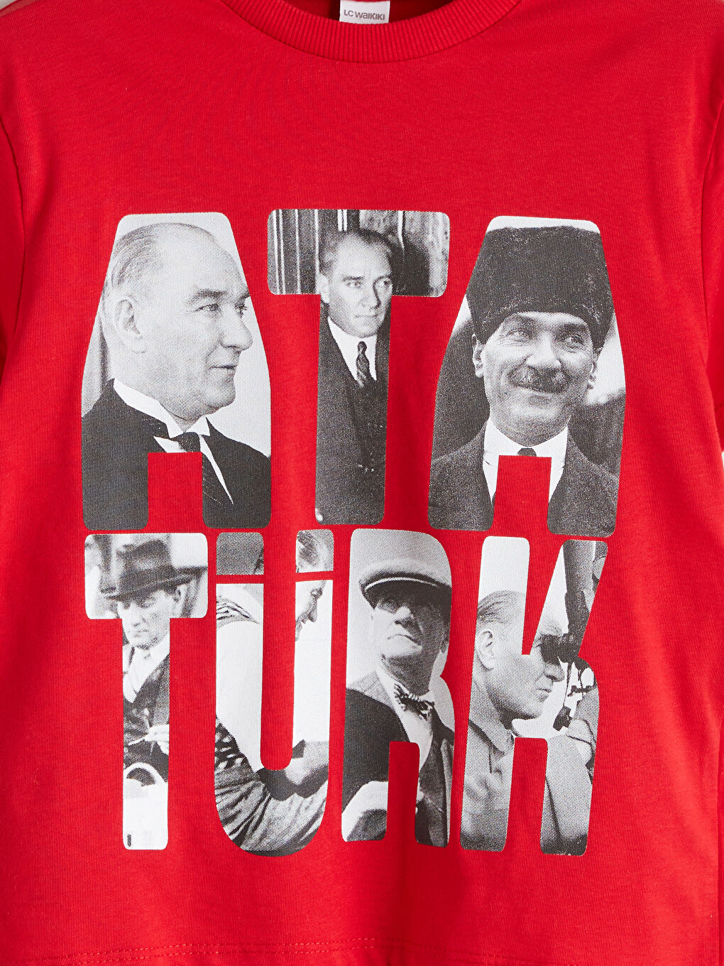 Kırmızı Bisiklet Yaka Atatürk Baskılı Erkek Çocuk Tişört-1