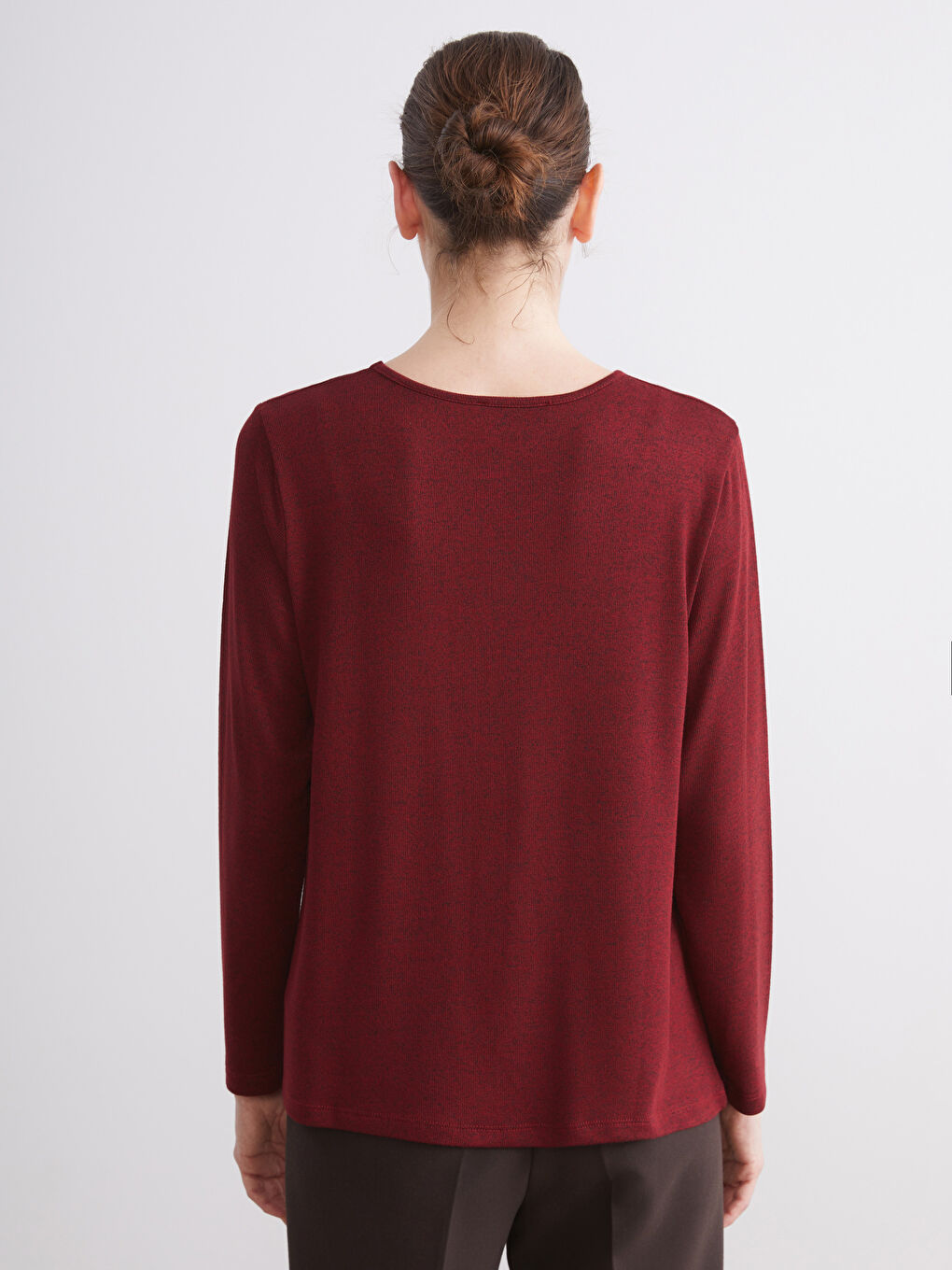 Ženska majica sa okruglim izrezom i dezenom-3