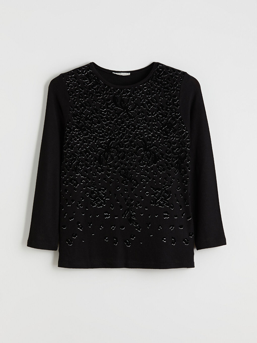 Siyah Bisiklet Yaka Desenli Kadın Tişört-4