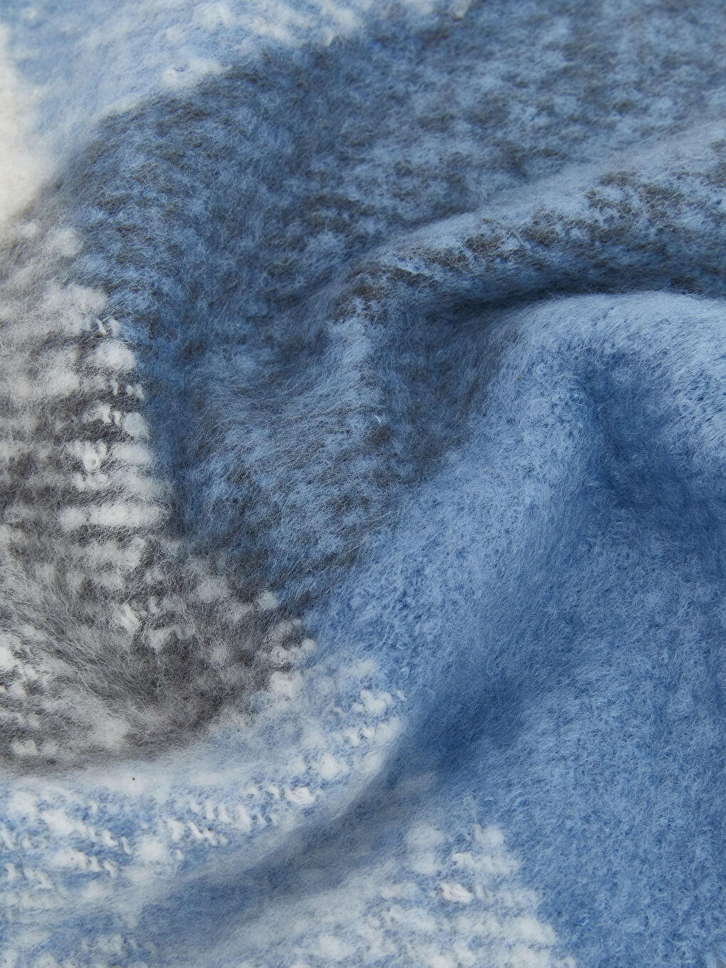 Mavi Püskül Detaylı Ekose Desenli Kadın Atkı-2