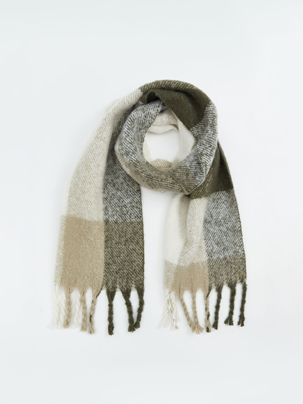 وشاح كاكي امرأة