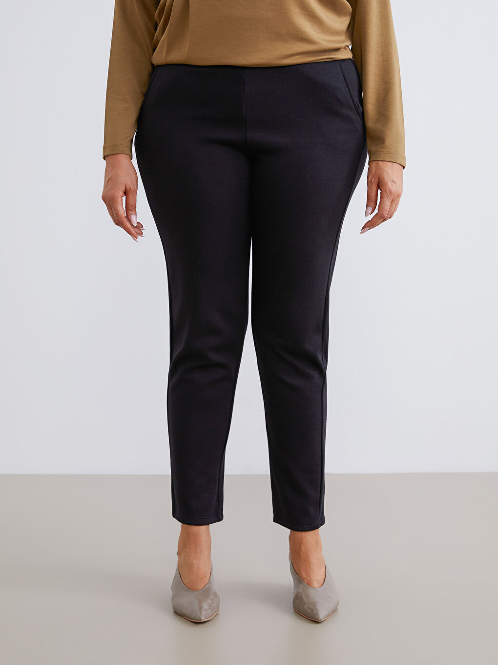 Plus Size Elastic Waist Women's Trousers-1