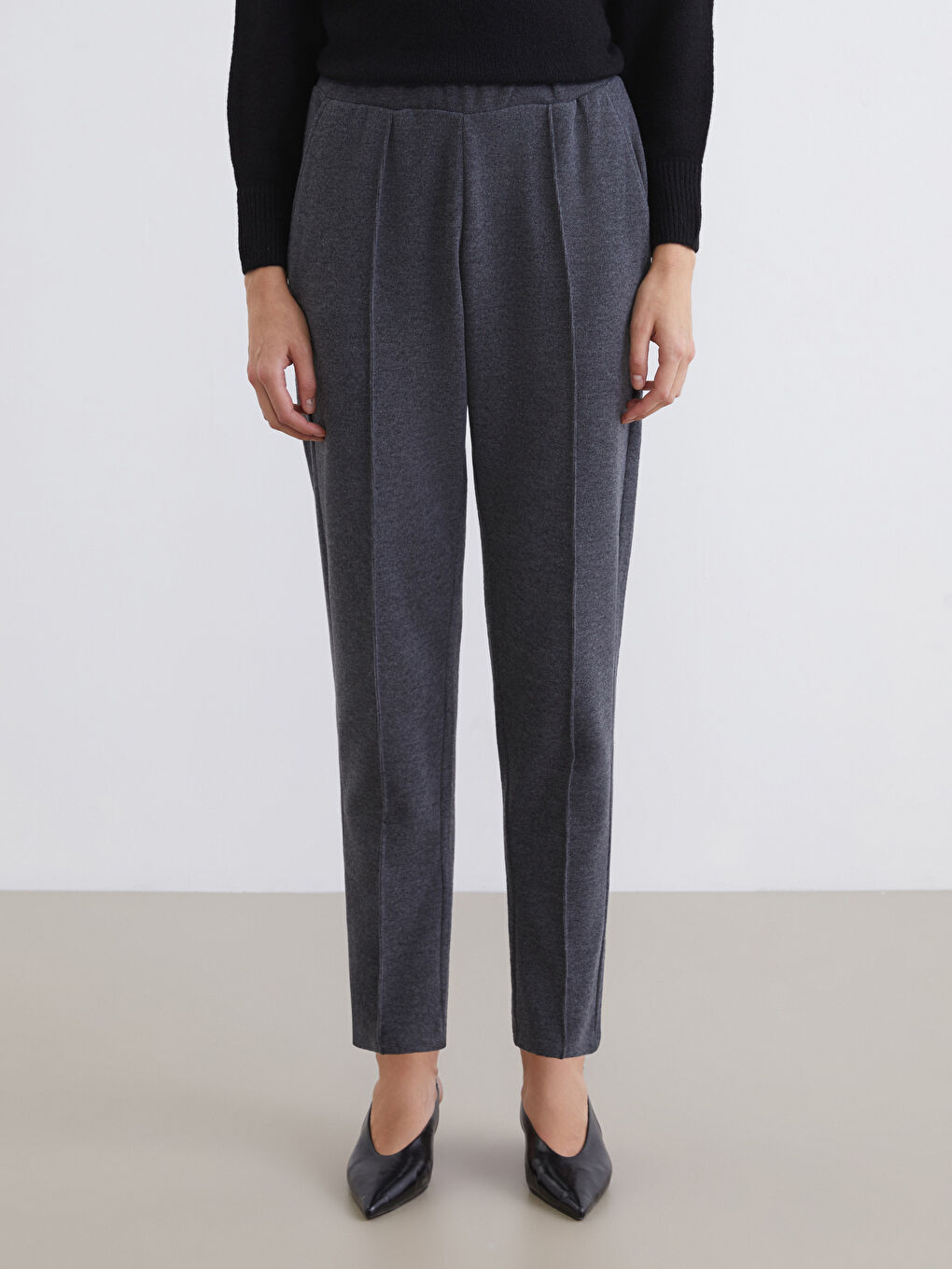 Женщины Серый Брюки-2