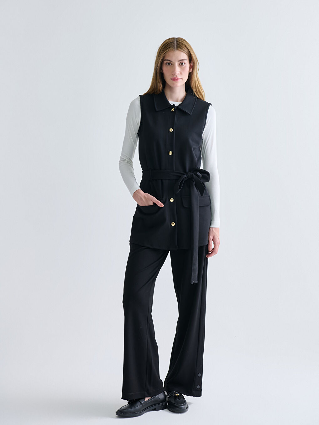 Siyah Gömlek Yaka Kadın Yelek-2