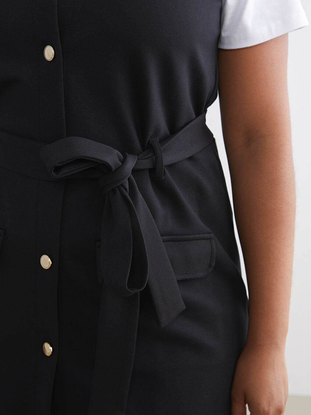 Siyah Gömlek Yaka Kadın Yelek-6