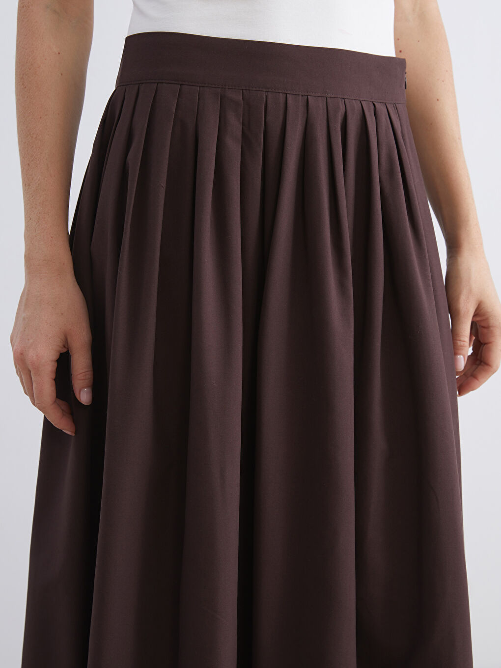 Kahverengi Beli Fermuarlı Pileli Kloş Etek-2