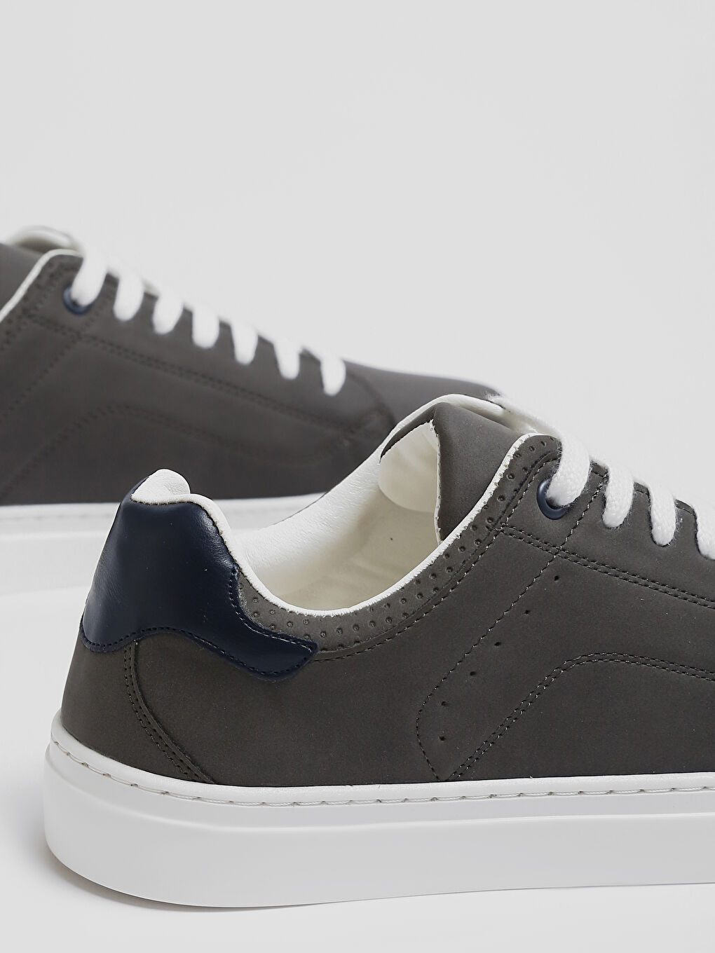 Lace-Up Men's Sneakers-2