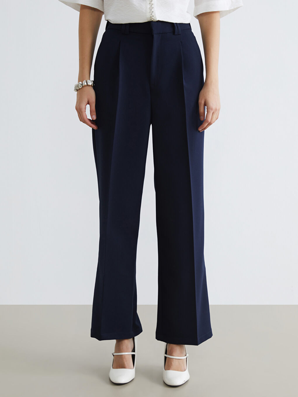 کەمەر لاستیک پانتۆڵی قیت بۆ ژنان-1