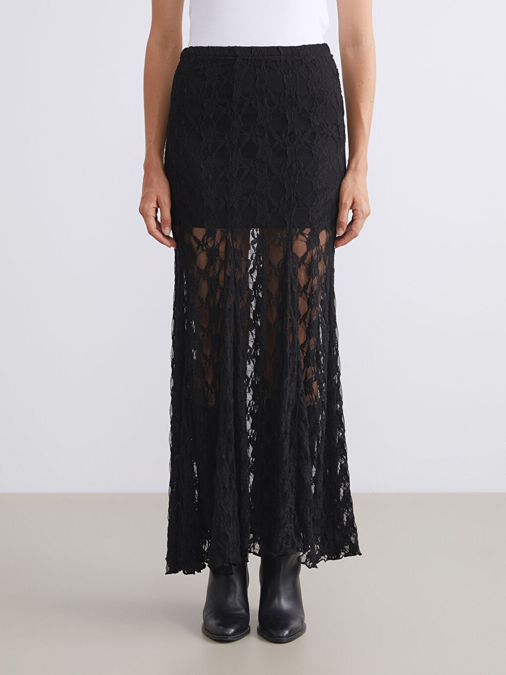 Siyah Beli Lastikli Dantelli Fırfırlı Etek-1