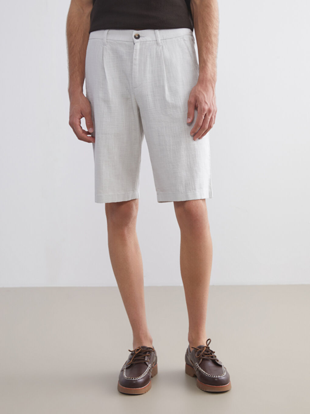 Gri Standart Kalıp Armürlü Erkek Şort-1