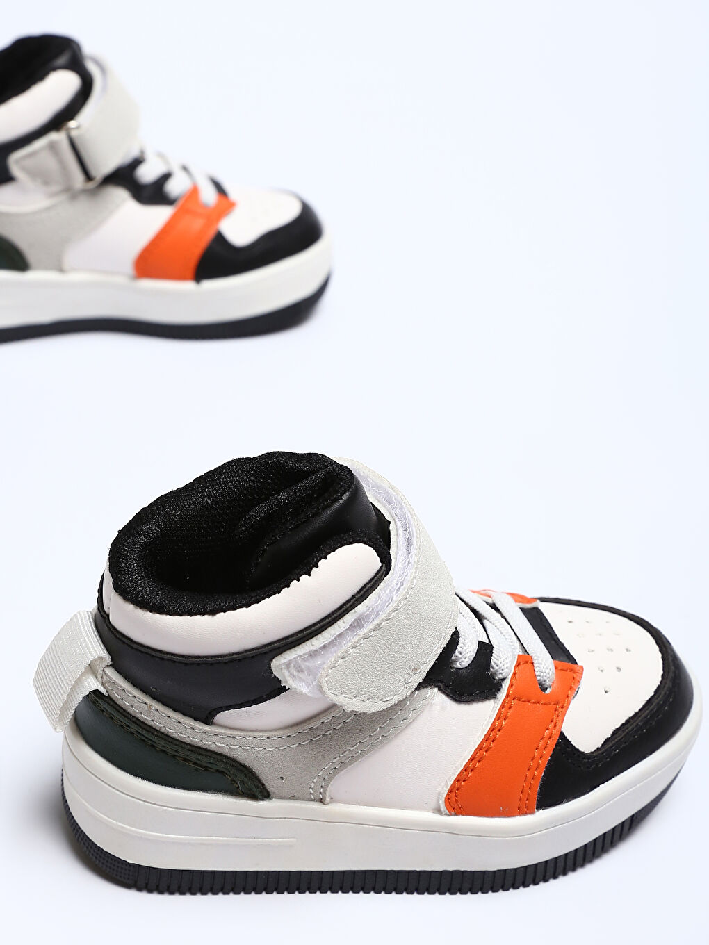 Laces & Hook-and-Loop Boys' Sneakers-3