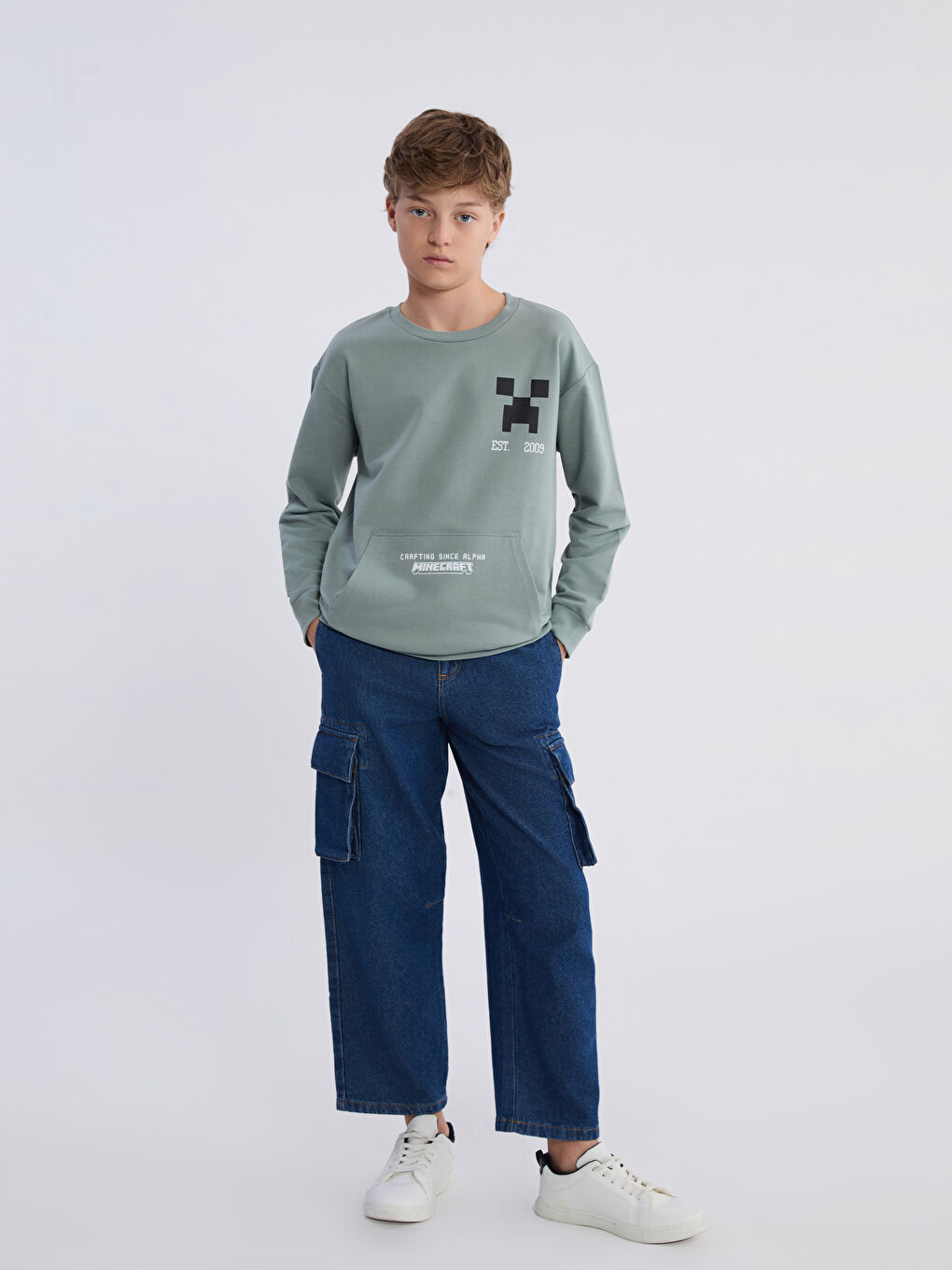 سویتشێرت یه‌خه‌ خڕ چاپکراوی ماینکرافت بۆ کوڕان-1