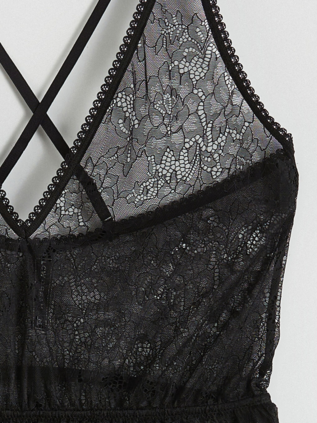 Siyah V Yaka Dantelli Bodysuit-1