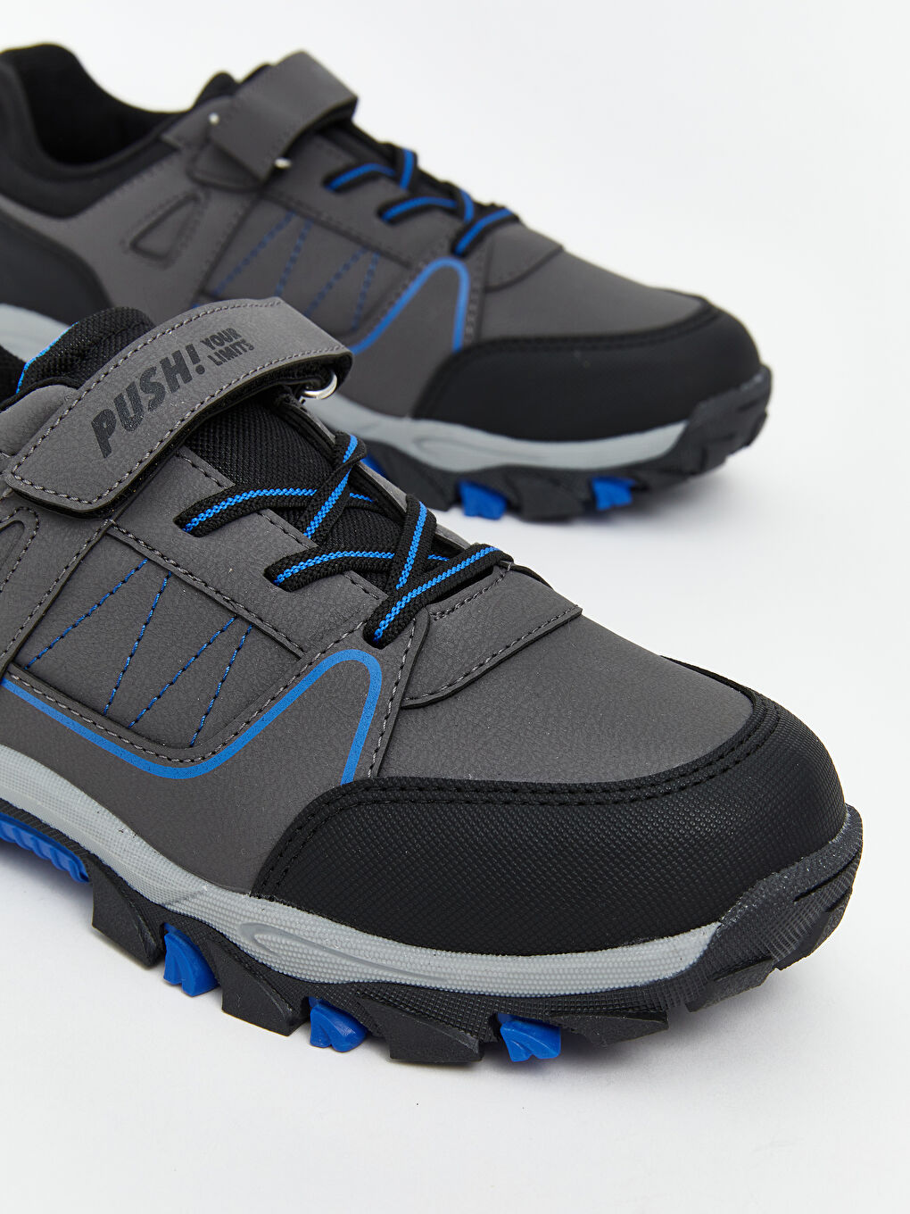 Lace-Up and Velcro Boys' Trekking Shoes-2