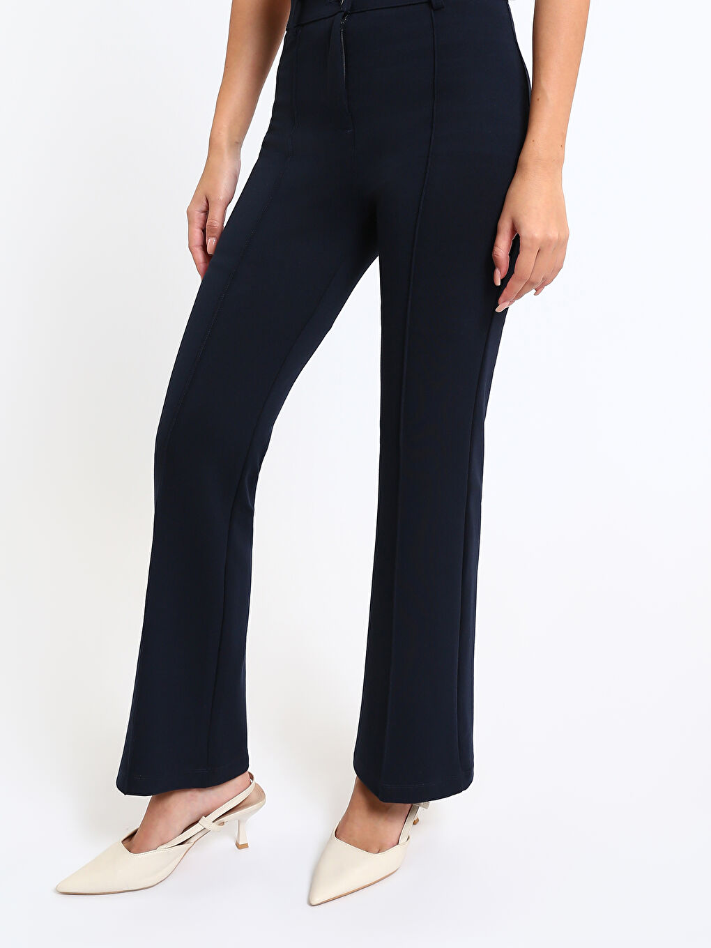 Slim Fit Women's Trousers with Stitching Detail-3