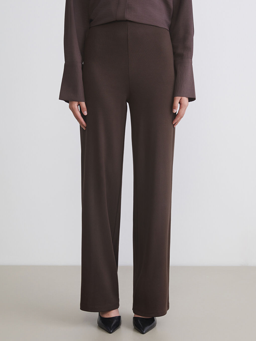 Kahverengi Beli Lastikli Geniş Paça Kadın Eşofman Altı-3