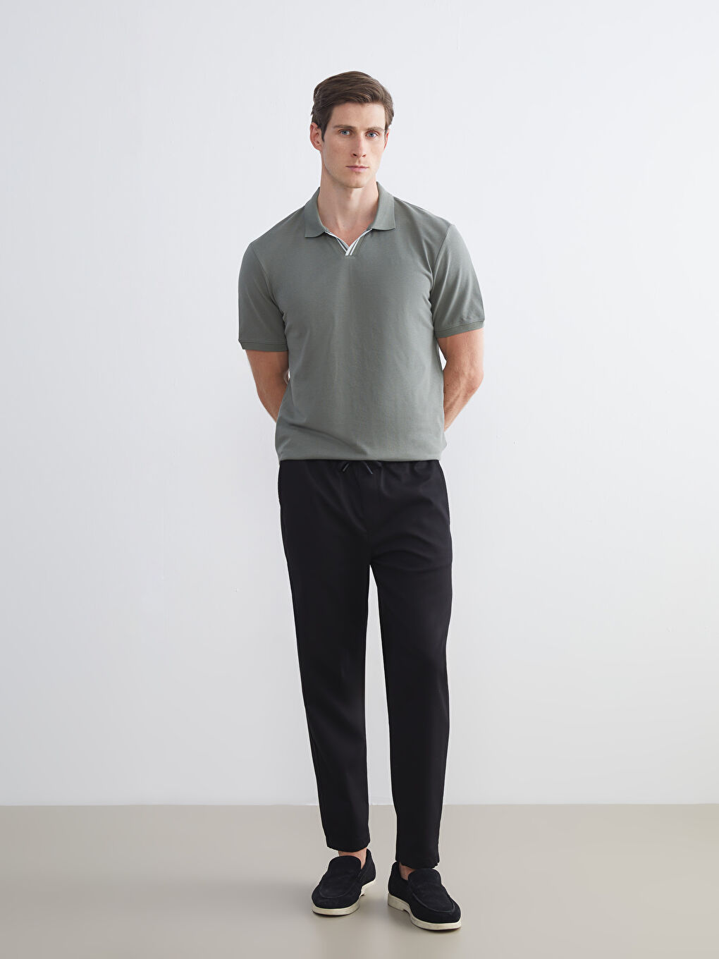 Standard Fit Twill Men's Trousers