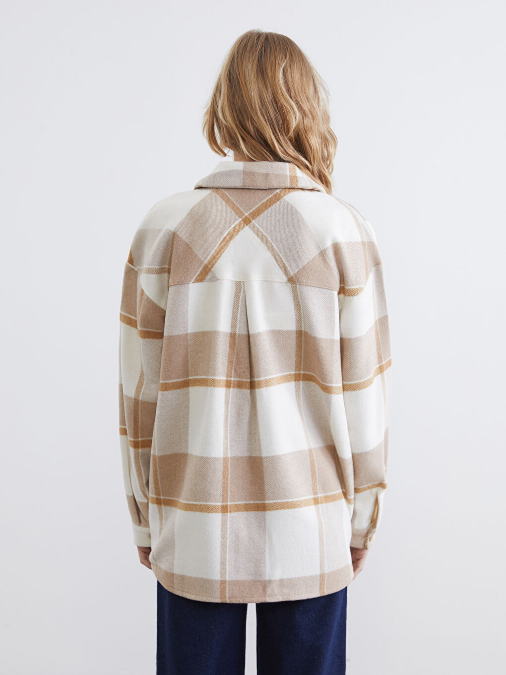 Plaid Oversize Women's Flannel Shirt Jacket-4