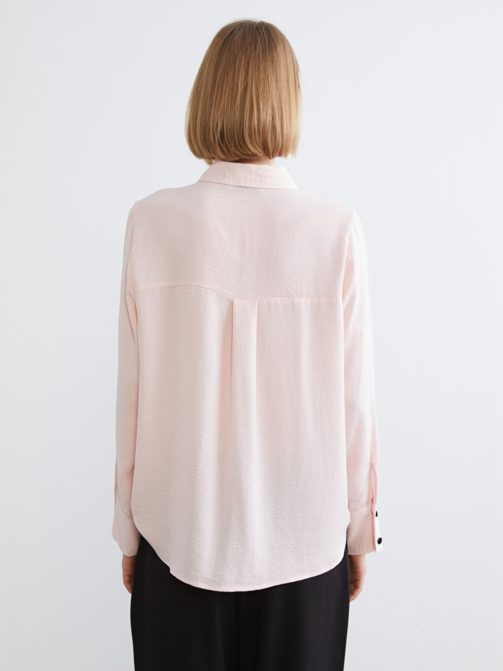 قميص وردي امرأة-3