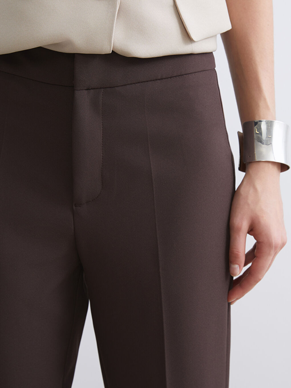 Әйелдерге арналған тар пішімді шалбар-3