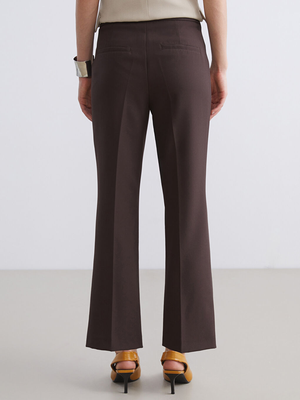 Әйелдерге арналған тар пішімді шалбар-4