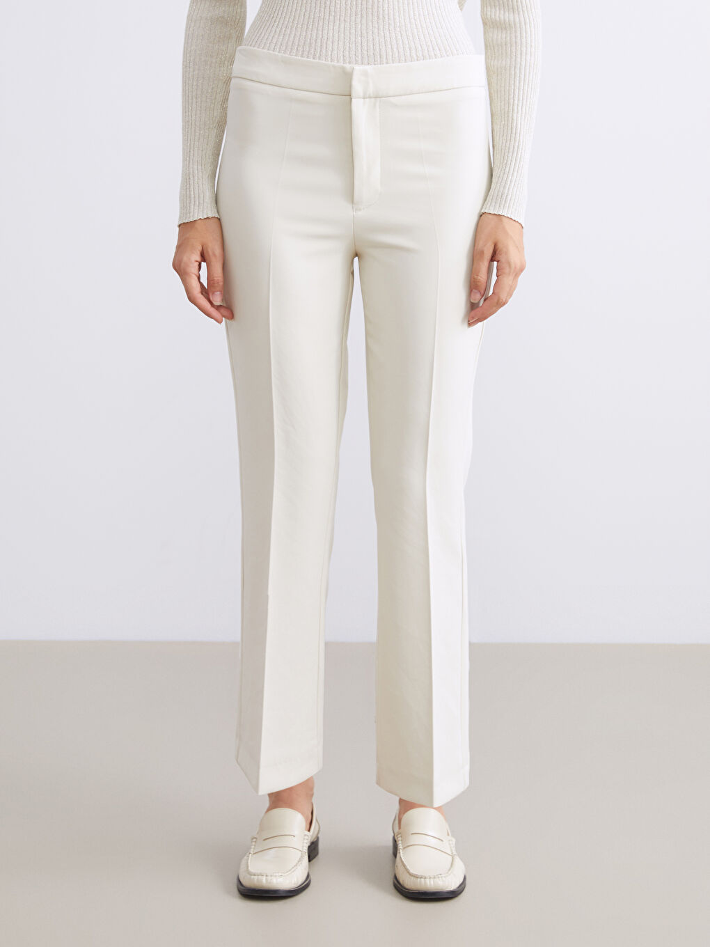 Ekru Dar Fit İspanyol Paça Kadın Pantolon-2