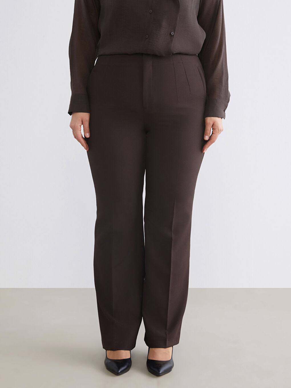 Әйелдерге арналған үлкен өлшемді тар пішінді кеңейтілген шалбар-7