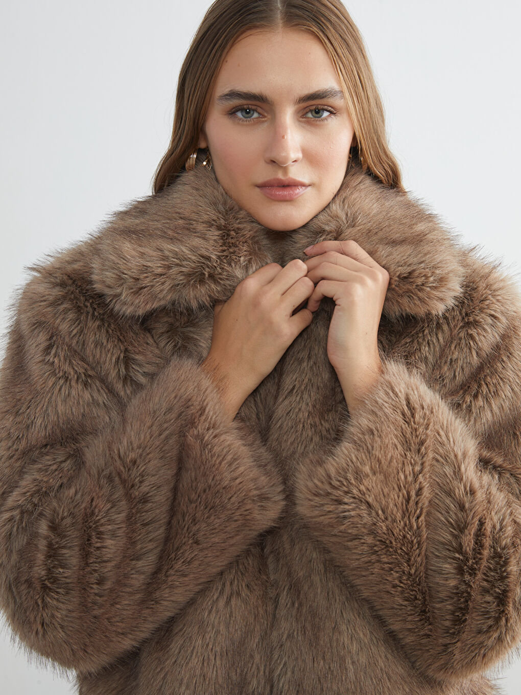 Jacket Neck Women's Fur Coat