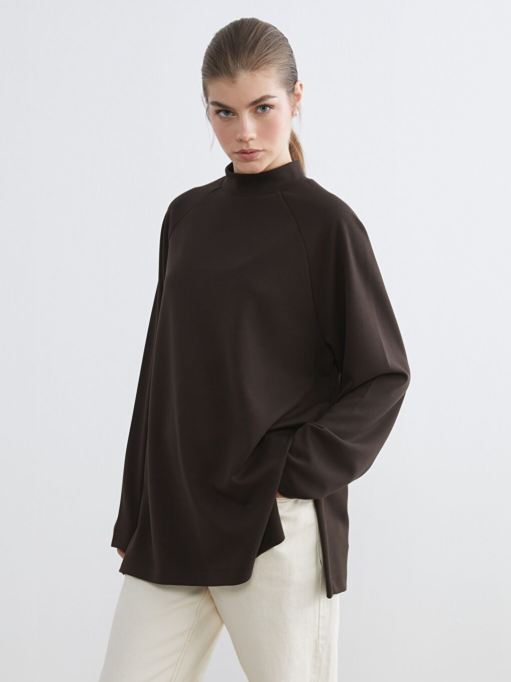 Kahverengi Dik Yaka Oversize Kadın Sweatshirt Tunik