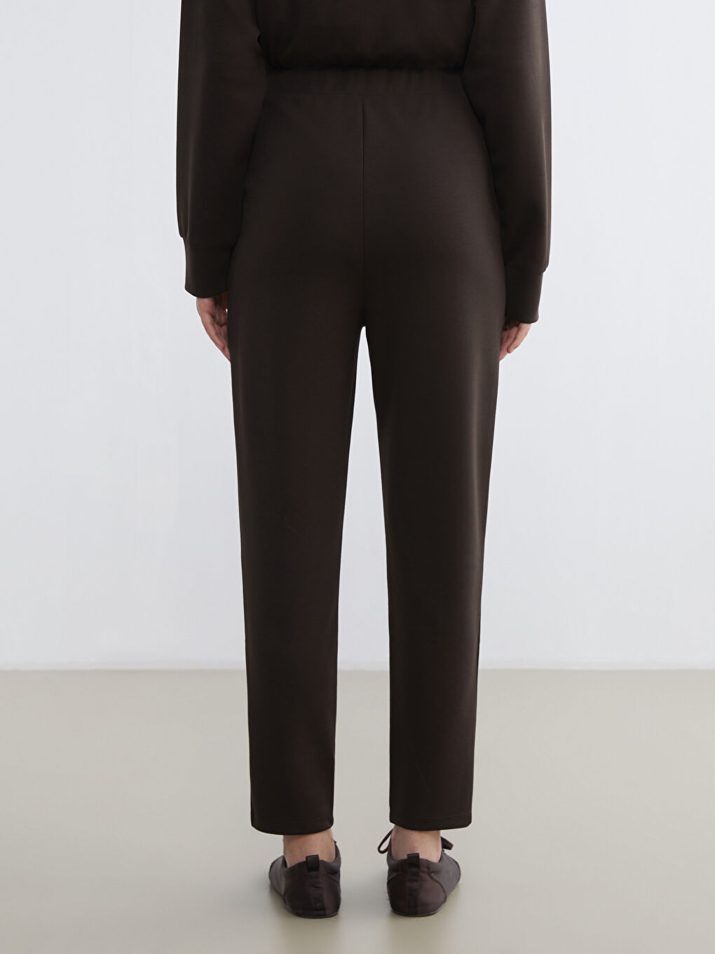 Kahverengi Beli Lastikli Kadın Eşofman Altı-3