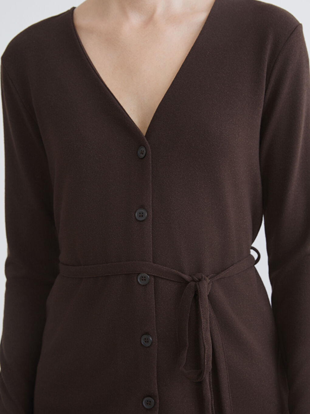 Kahverengi V Yaka Beli Kuşaklı Kadın Hırka-2