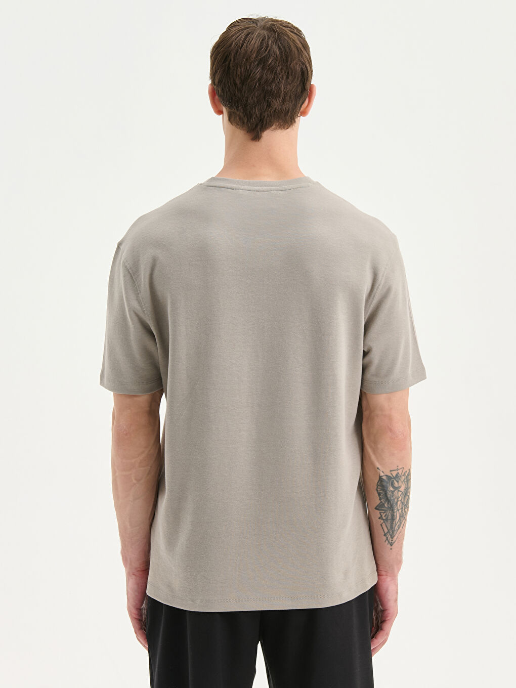 Gri Bisiklet Yaka Erkek Tişört-3